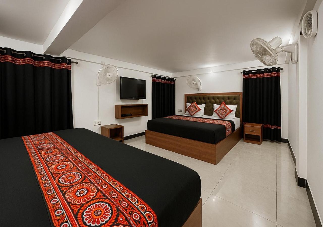 Stay Guru Usha Residency Bhuj Exterior photo