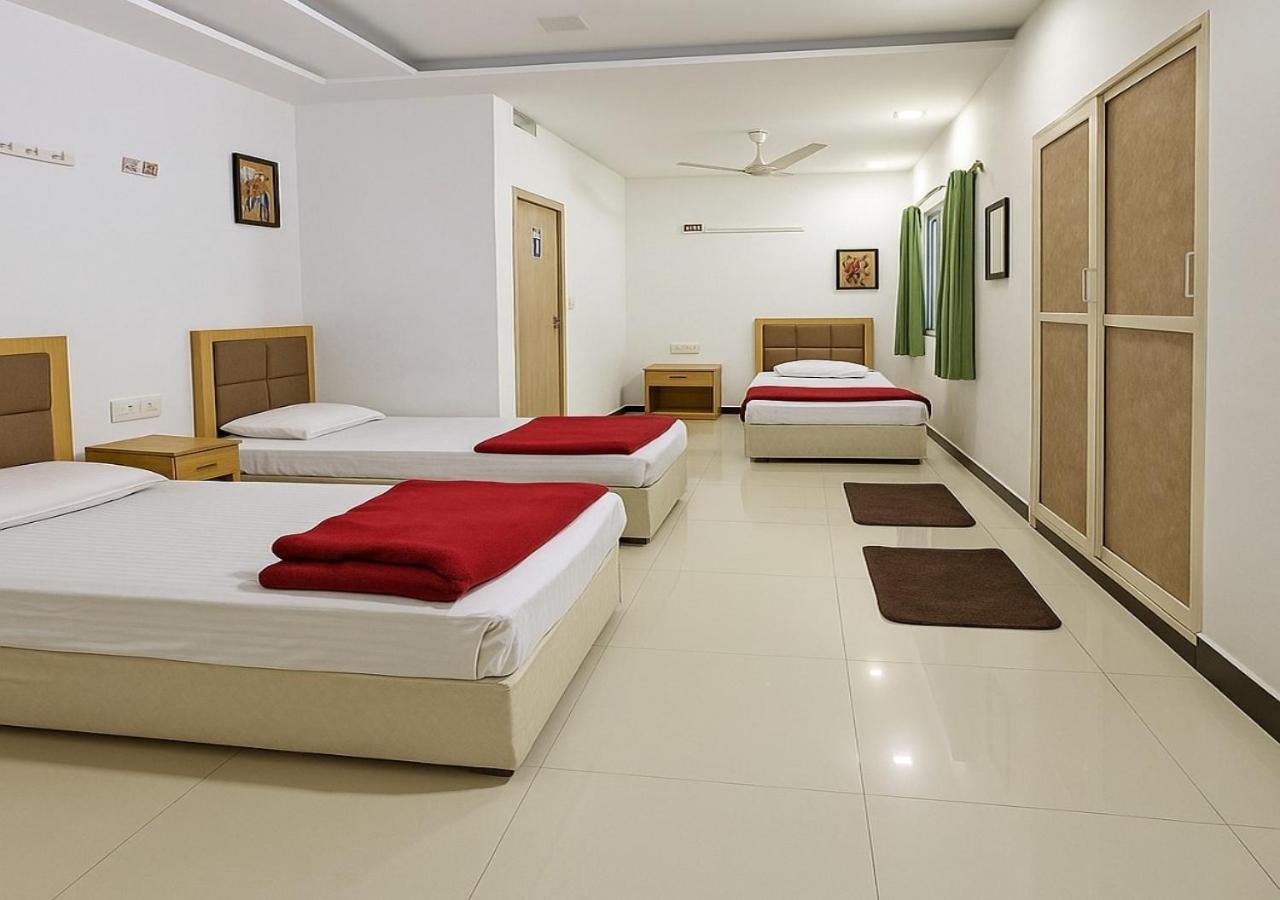 Stay Guru Usha Residency Bhuj Exterior photo